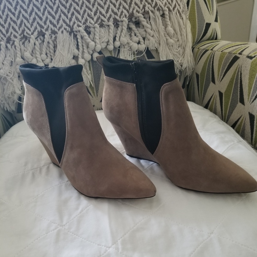 Shoe
